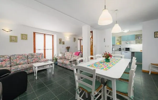 Radovani Villa Santina Near Porec קרואטיה